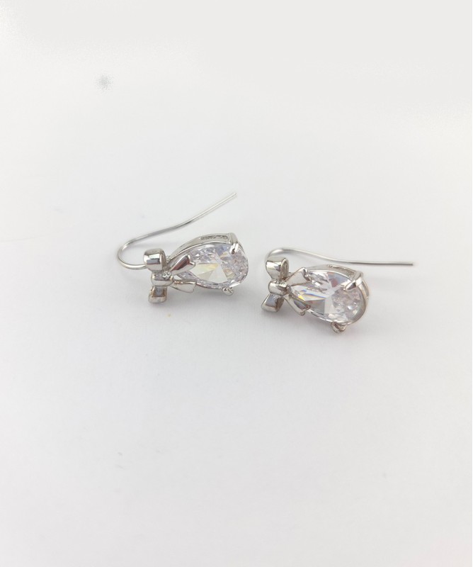 Серьги гвоздики с  кристалом СГ3900-2-2